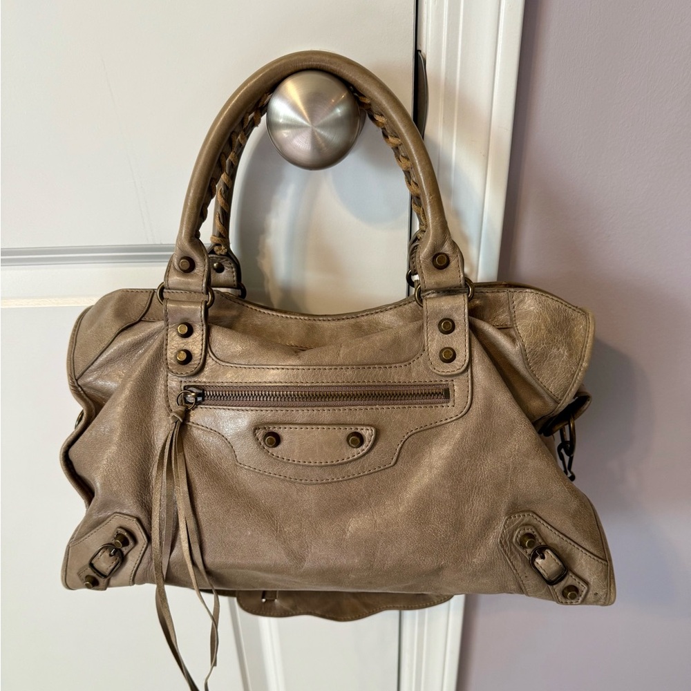 Balenciaga Agneau Classic City Bag